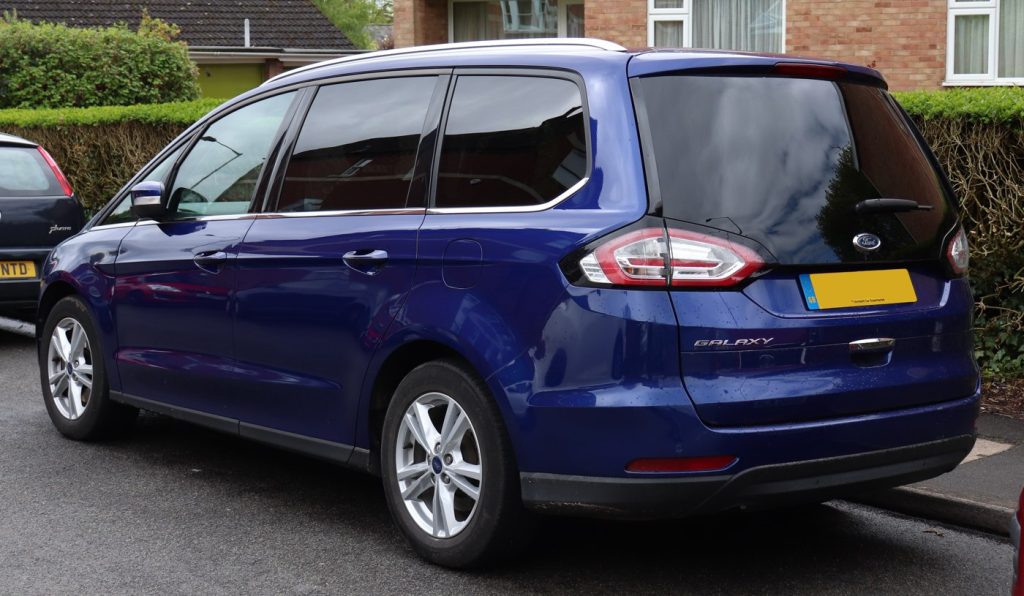 Used MPV People Carrier — type reference photograph
